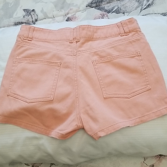 Orange shorts - Picture 4 of 4